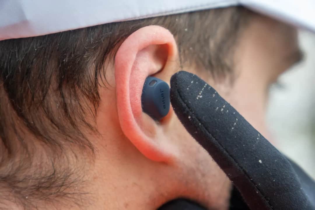 Czy słuchawki douszne można zwrócić po otwarciu opakowania?